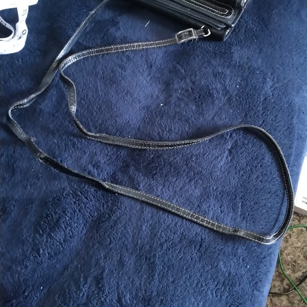 Crossbody - Picture 11 of 12